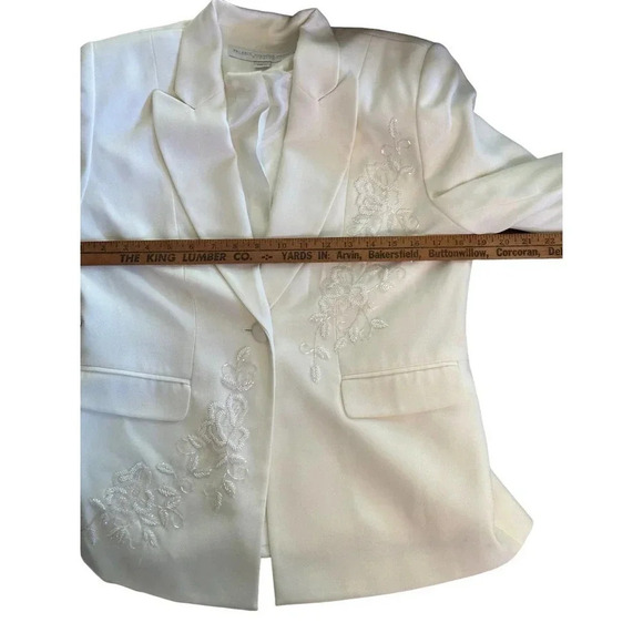 NWT‎ Valerie Stevens Evening Women's White One Button Embroidered Jacket Size 8P - Picture 3 of 13
